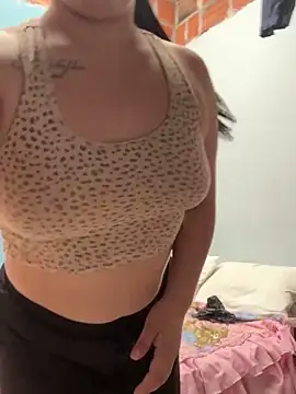 Snapshot of Moon-Lice chatting on 01.05.26 Moon-Lice online show from 01.05.26