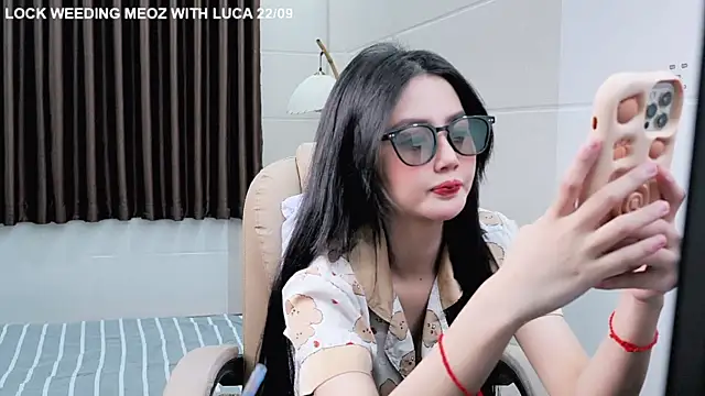 Meozbaby online show from 09.16.25
