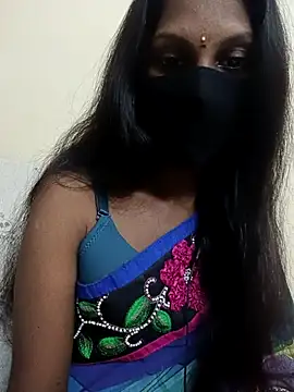 Snapshot of kavya-telugu84 chatting on 10.13.25 kavya-telugu84 online show from 10.13.25