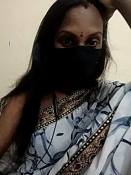 Snapshot of kavya-telugu84 chatting on 10.18.25 kavya-telugu84 online show from 10.18.25