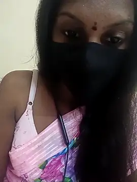 Snapshot of kavya-telugu84 chatting on 10.29.25 kavya-telugu84 online show from 10.29.25