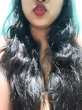 Snapshot of SugarWithSpice chatting on 11.05.25 SugarWithSpice online show from 11.05.25