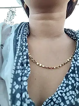 Magic-heart1 online show from 10.16.25