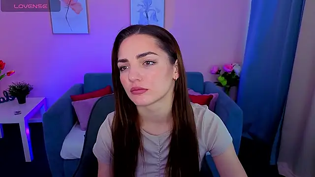 MyEllaLuvs online show from 09.28.25