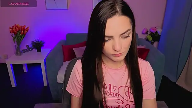 MyEllaLuvs online show from 10.01.25