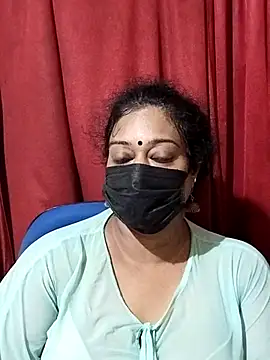 Snapshot of surekha-30 chatting on 10.14.25 surekha-30 online show from 10.14.25