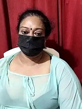 Snapshot of surekha-30 chatting on 10.19.25 surekha-30 online show from 10.19.25