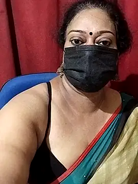 Snapshot of surekha-30 chatting on 11.08.25 surekha-30 online show from 11.08.25