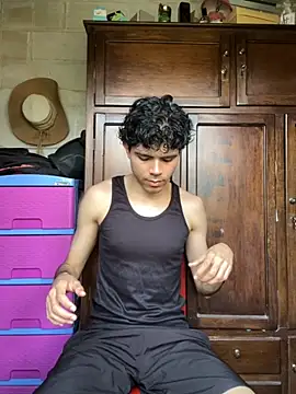 Axel-Mejia online show from 10.19.25