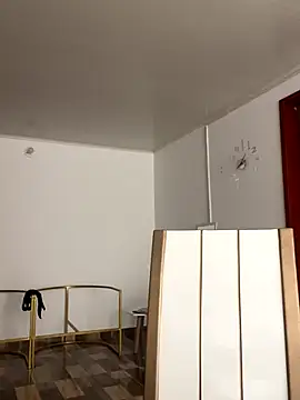 Snapshot of AnaaFaith_ chatting on 10.21.25 AnaaFaith online show from 10.21.25