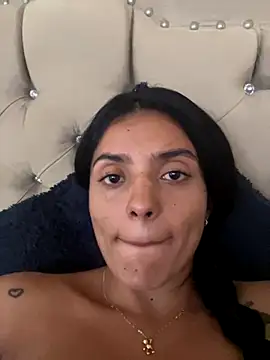 Snapshot of AnaaFaith_ chatting on 11.01.25 AnaaFaith online show from 11.01.25