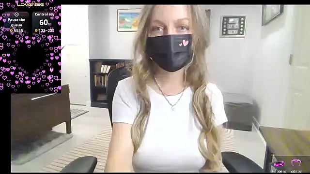 Magical Milf MelissaXX online show from 10.01.25