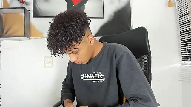 Manuel Mateus1 online show from 09.13.25