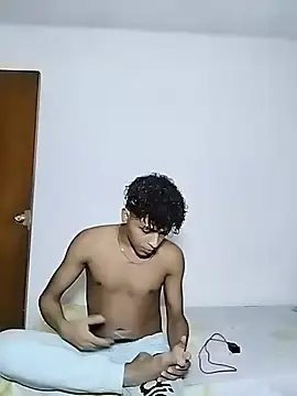 Manuel Mateus1 online show from 10.27.25