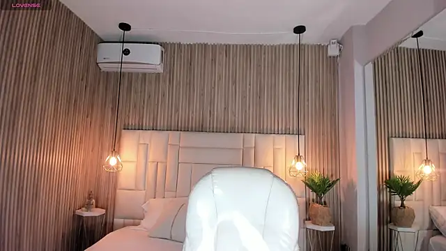 DulceGreem online show from 11.27.25