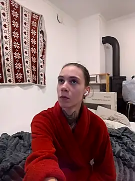 HoneySquirrel online show from 10.18.25