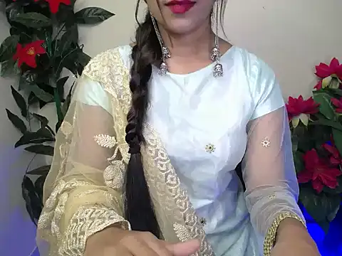 Little queenn online show from 09.11.25