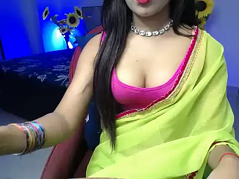 Little queenn online show from 11.07.25