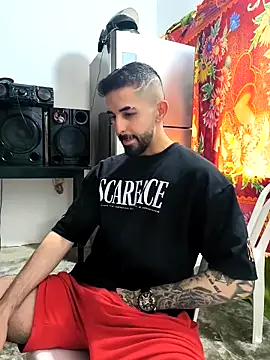 Snapshot of giannis090 chatting on 11.03.25 giannis090 online show from 11.03.25