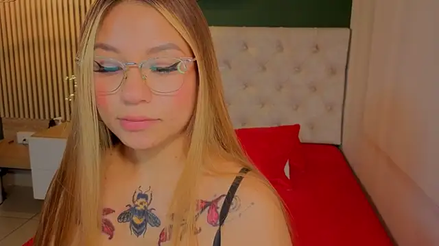 sky collinss online show from 10.23.25