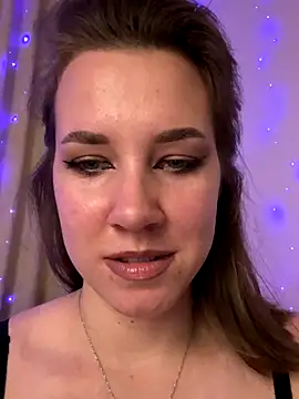 Candy Foxxxy  online show from 11.08.25