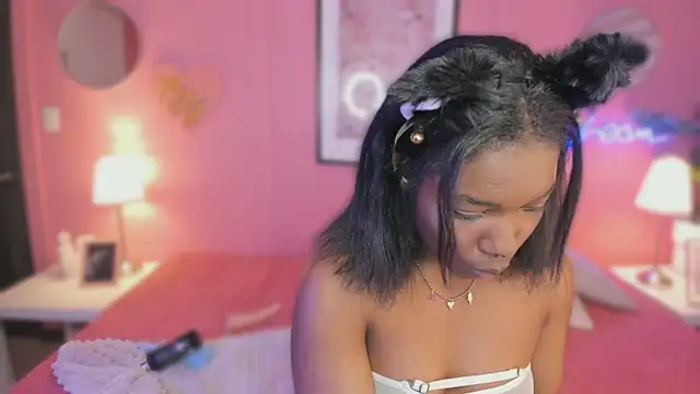 Annia DH online show from 09.19.25