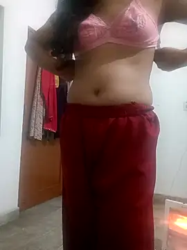 Snapshot of Anamika-singhania chatting on 12.16.25 Anamika-singhania online show from 12.16.25