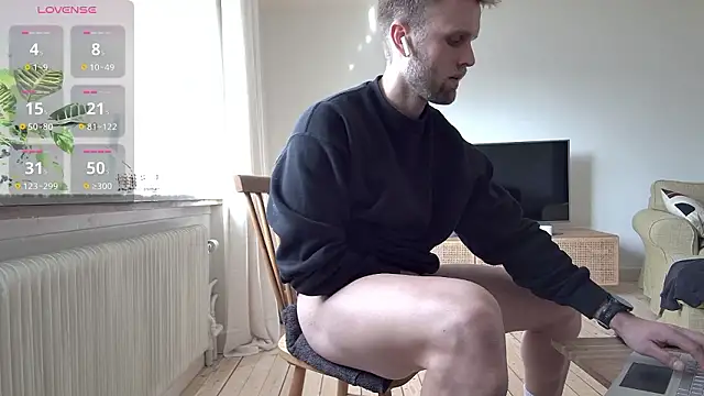 Snapshot of bubblebuttnes chatting on 03.11.26 bubblebuttnes online show from 03.11.26