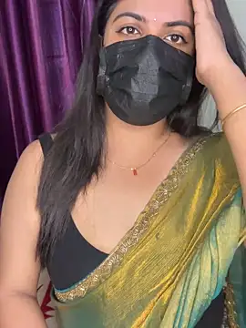 Snapshot of best_couple19 chatting on 10.16.25 best couple19 online show from 10.16.25