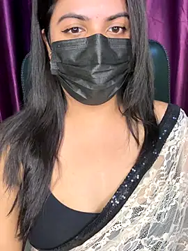 Snapshot of best_couple19 chatting on 11.05.25 best couple19 online show from 11.05.25