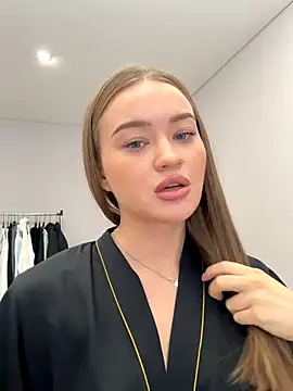 SkylarVoxx online show from 09.26.25