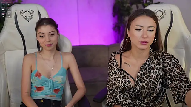 Snapshot of Luna_secretgirl chatting on 10.14.25 Luna secretgirl online show from 10.14.25