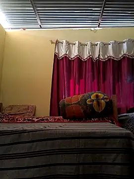 Snapshot of Dev_is_Horny chatting on 10.19.25 Dev is Horny online show from 10.19.25