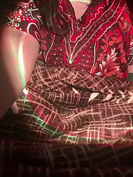 Blushy Berry online show from 11.05.25