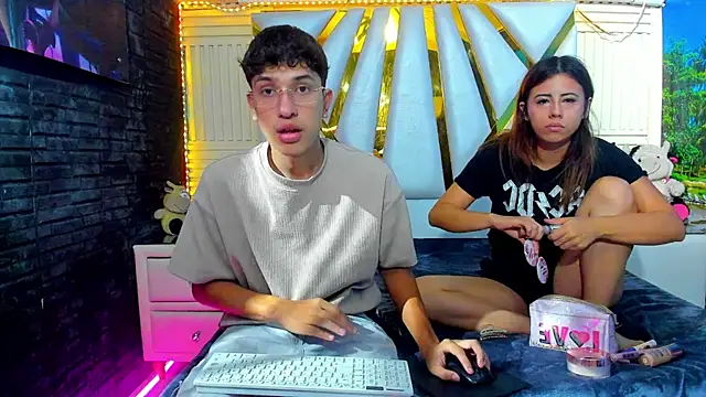 ChanellandMax online show from 11.23.25