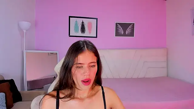 fressittalove01 online show from 10.06.25