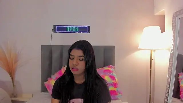 KendraChavez  online show from 02.02.26