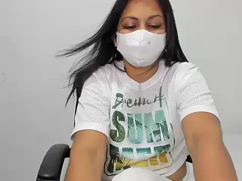 Crazy Cat1995 online show from 10.05.25