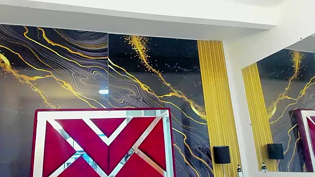 VioletRose as online show from 02.06.26