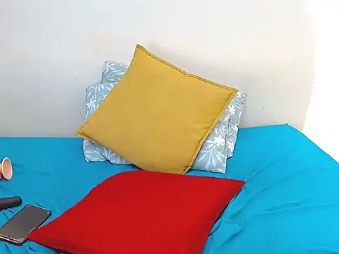 xBusttyBoobsxx3 online show from 11.28.25