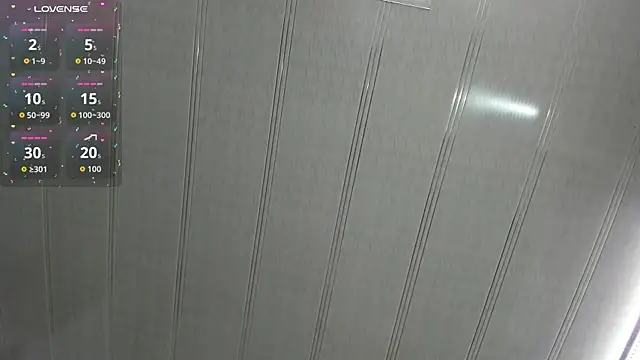 Snapshot of Samantha_blow chatting on 11.09.25 Samantha blow online show from 11.09.25