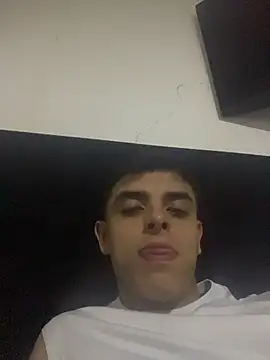 Snapshot of DOMINIC_ZETA chatting on 11.12.25 DOMINIC ZETA online show from 11.12.25