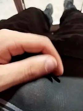 Snapshot of nikek13467ghj chatting on 10.30.25 nikek13467ghj online show from 10.30.25