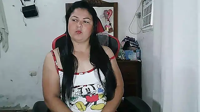 Snapshot of anapaulaa chatting on 09.10.25 anapaulaa online show from 09.10.25
