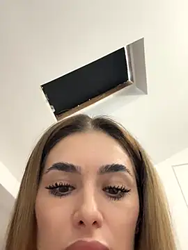 Snapshot of KaseyQuinn_ chatting on 10.12.25 KaseyQuinn online show from 10.12.25