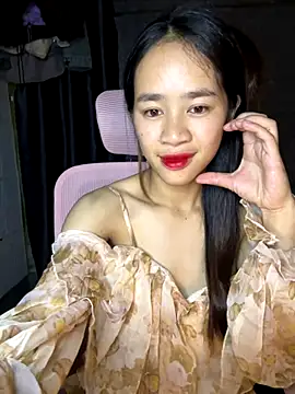 TiNa 04 online show from 09.08.25