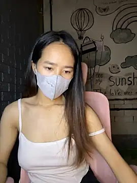 TiNa 04 online show from 09.23.25