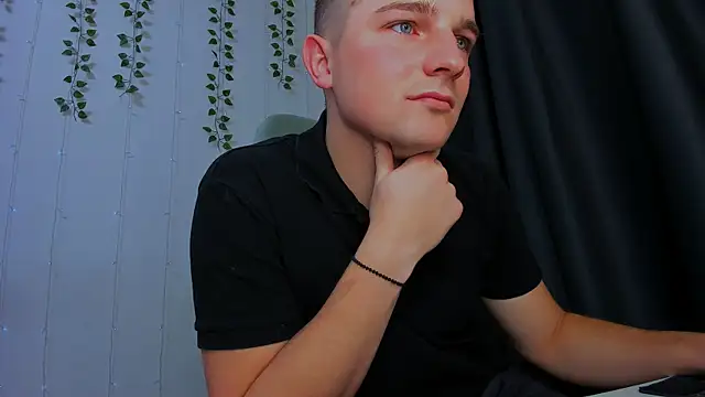 Your Claddagh online show from 10.25.25