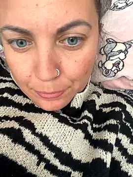 DeboraGaia online show from 09.30.25