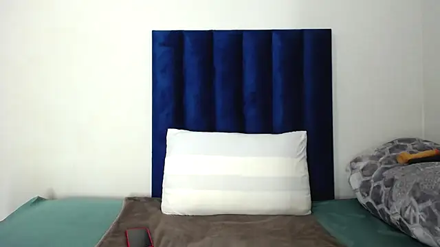 Pinkdollyg online show from 10.01.25